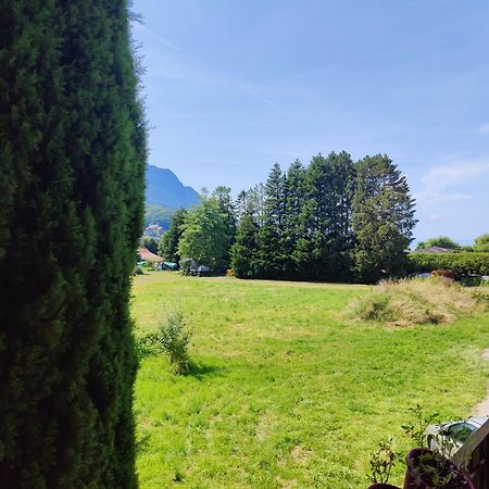 ホテル Wee Aroleid Port-Valais エクステリア 写真